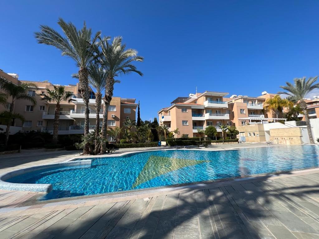 Casa Del Sol Townhouse In Iris Village Paphos Eksteriør bilde