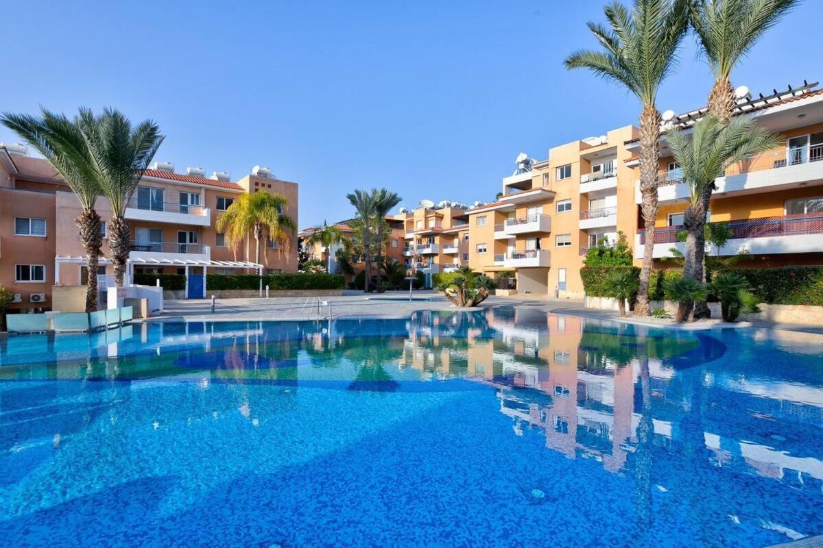 Casa Del Sol Townhouse In Iris Village Paphos Eksteriør bilde